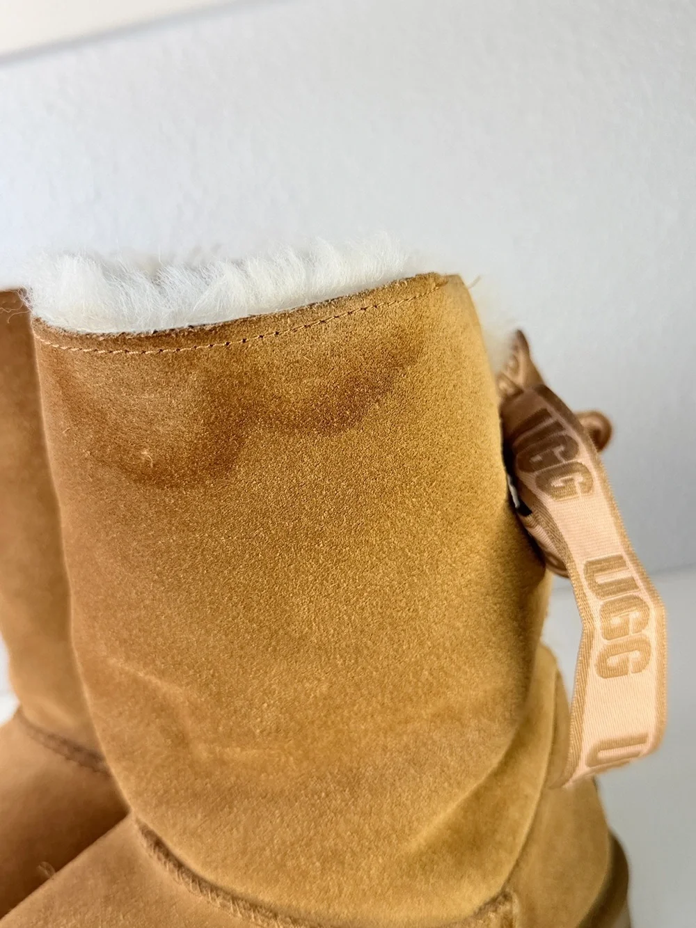 UGG Bailey Bow II Chestnut Sheepskin Suede Boots Womens 11